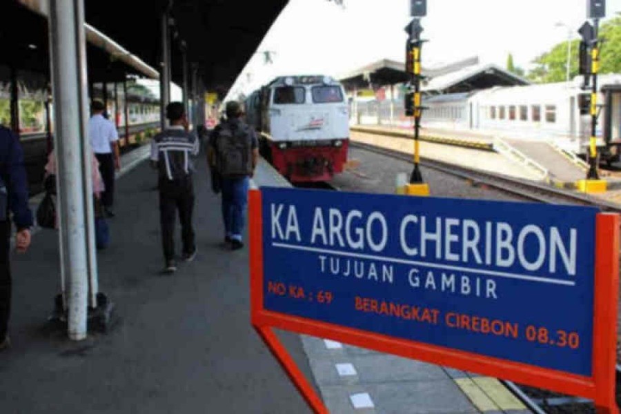 Kereta Api Argo Cheribon Tambah Jadwal Relasi Cirebon sampai Jakarta Mulai 3 Desember 2024