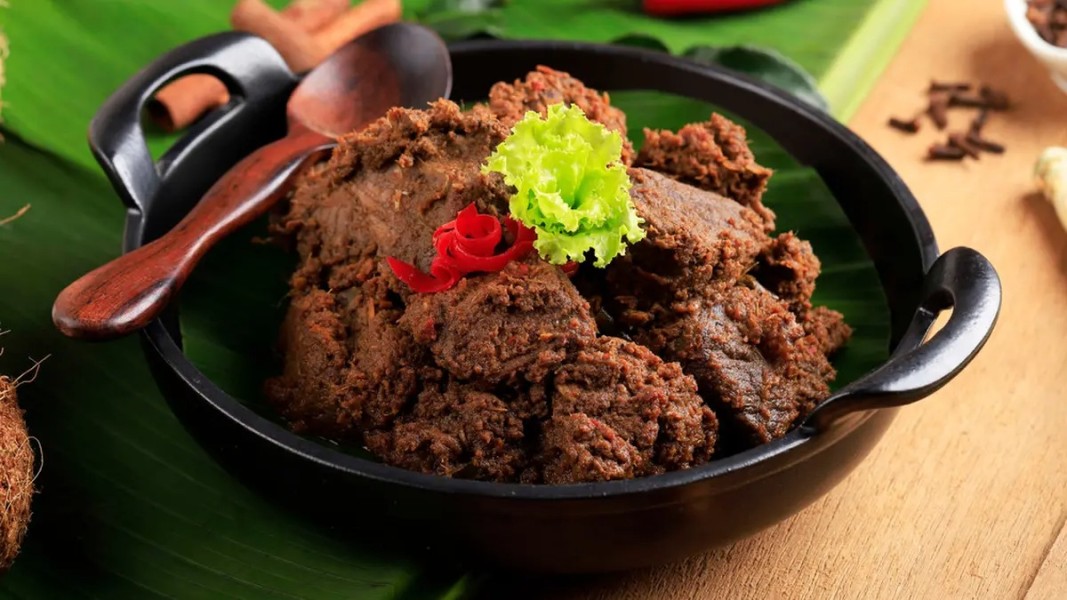 Rasakan Sensasi Rendang Khas Padang dengan Cita Rasa Otentik