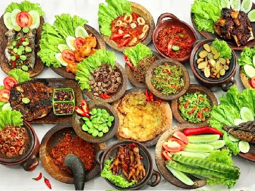 3 Kuliner Kaki Lima Jakarta yang Murah Lezat dan Wajib Dicoba Pecinta Makan