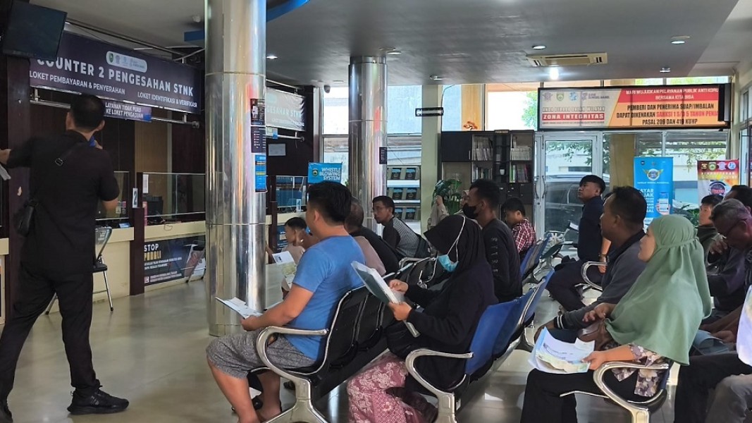 Diskon Pajak Kendaraan Lebaran Jawa Barat Dongkrak Pendapatan Daerah Hingga Tiga Ratus