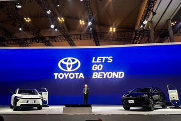 Toyota Pertahankan Posisi Teratas sebagai Produsen Mobil Terlaris Dunia 2025