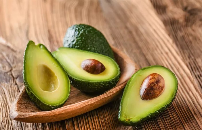 7 Cara Kreatif Memanfaatkan Alpukat Terlalu Matang untuk Kuliner dan Kecantikan