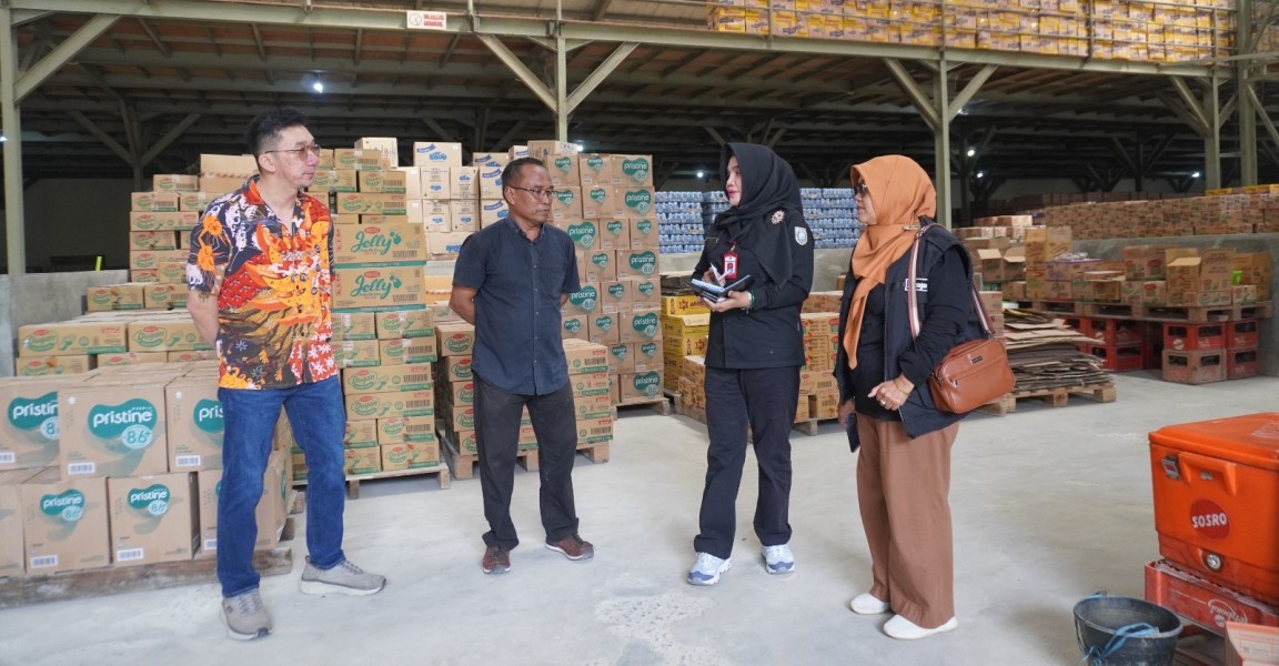 Pemantauan Gudang Logistik Jelang Ramadan: Pemerintah Banjar Ajak Pedagang Jaga Stabilitas Pasar
