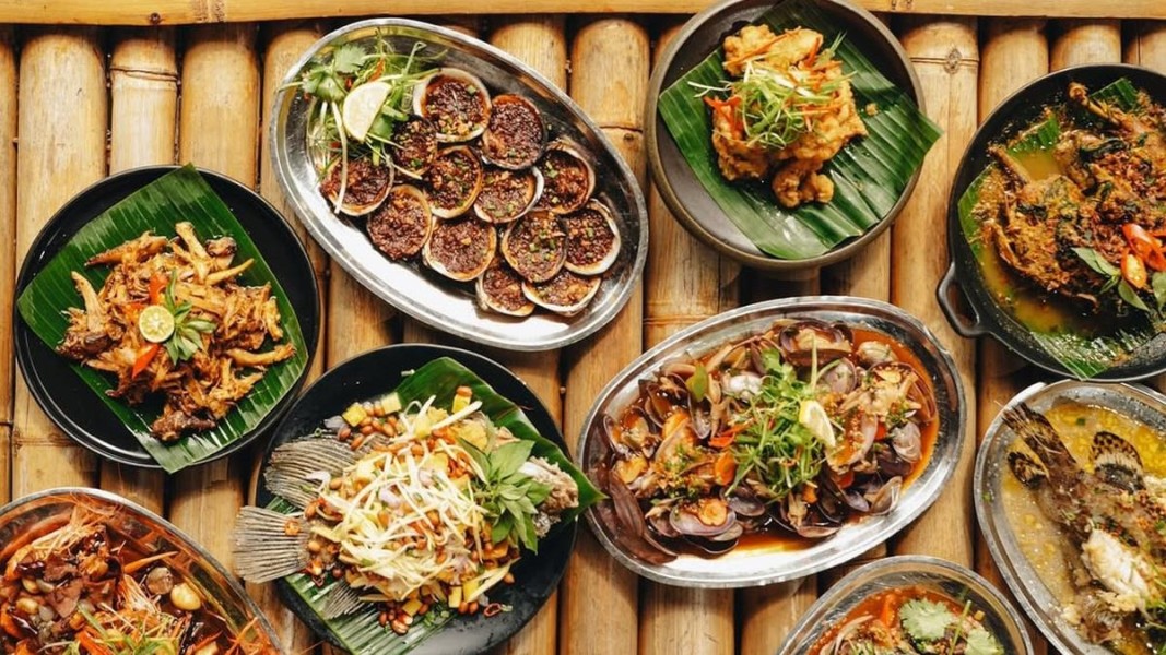 Menelusuri Jejak Kelezatan Kuliner Halal di Jantung Pariwisata Kuta Bali