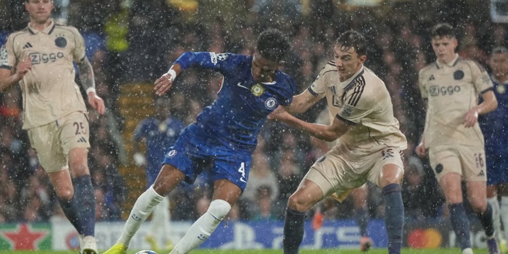 Estevao Willian Jadi Simbol Kebangkitan Muda Chelsea Usai Bantai Ajax