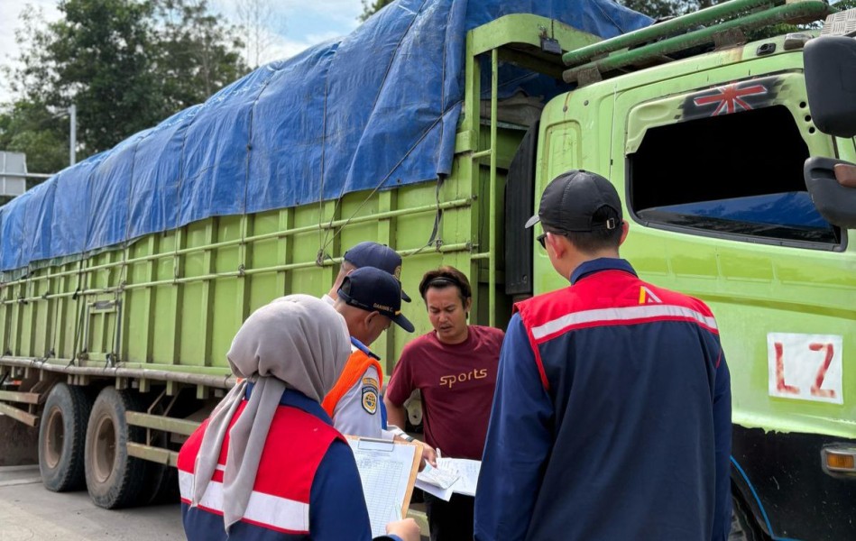 Hutama Karya Tingkatkan Keselamatan Tol Nasional Lewat Penegakan ODOL