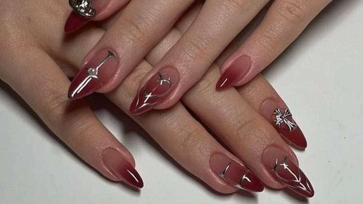 Tren Gel Cure Press-On Nails 2025 yang Praktis Tapi Punya Risiko Tersembunyi