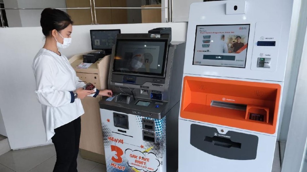 Tren Penurunan Transaksi ATM di Indonesia: Digitalisasi Perbankan Menggeser Peran Mesin Anjungan Tunai Mandiri