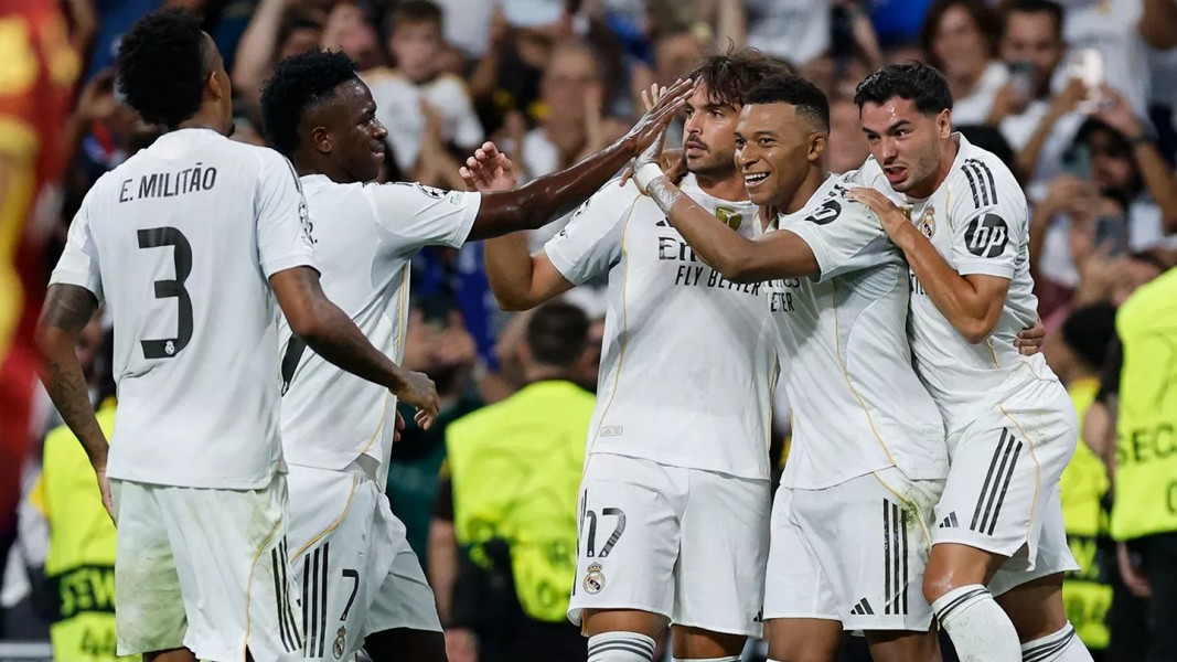 Real Madrid Fokus Gelandang Baru Musim Panas Rodri Bukan Target Prioritas Utama