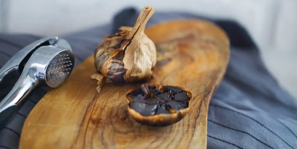 7 Panduan Membuat Black Garlic Sendiri Dengan Magic Com Mudah dan Aman