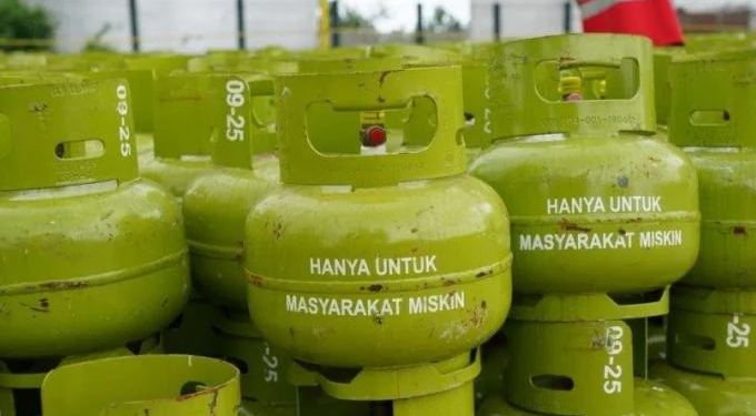 Kebijakan Penghentian Penjualan Gas LPG 3kg di Pengecer: Dampak dan Tantangan di Lapangan