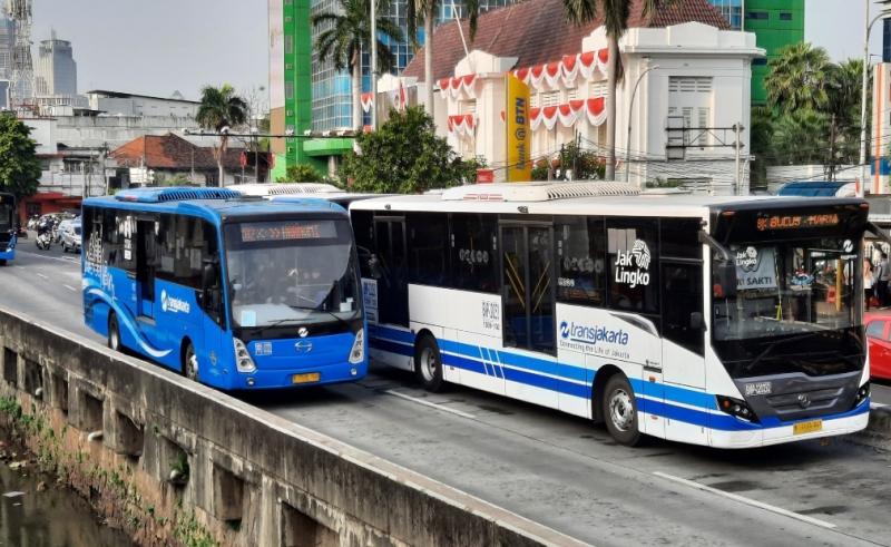 Pemprov DKI Jakarta Wajibkan ASN Naik Transportasi Umum Setiap Rabu, Kirim Selfie Sebagai Bukti