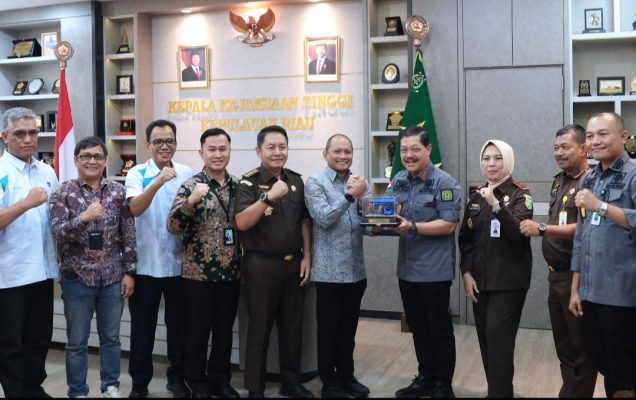 PLN UID Riau Kepri Perkuat Sinergi Kejaksaan Tinggi Kepulauan Riau Berkelanjutan