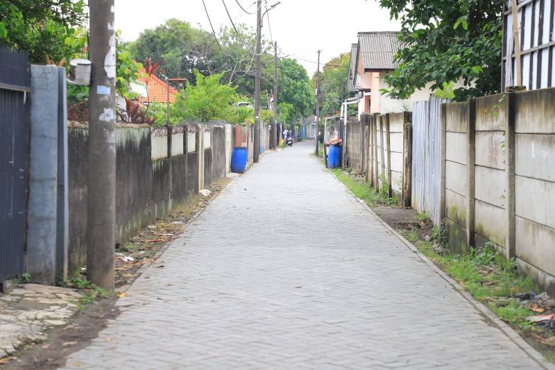 Infrastruktur Jalan Lingkungan Tangerang Hampir Rampung