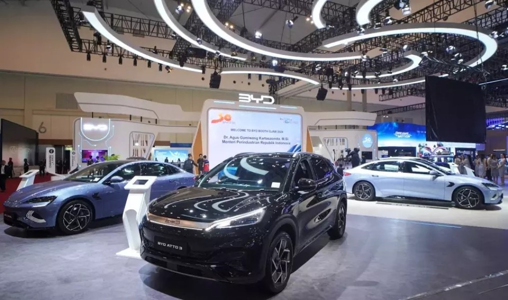 Evolusi Teknologi BYD Memberi Bukti Nyata Bukan Sekadar Cerita Inovasi Otomotif