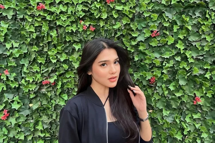 Daftar Artis Indonesia yang Populer Berkat Peran Pelakor