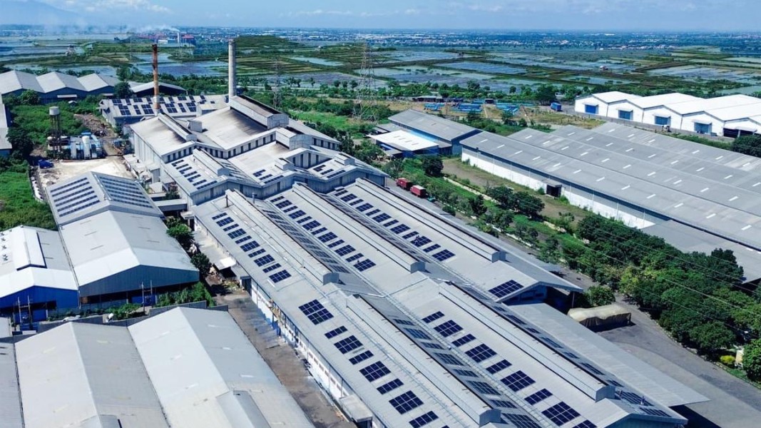 Ishizuka Maspion Gunakan PLTS Atap Wujudkan Energi Bersih Industri