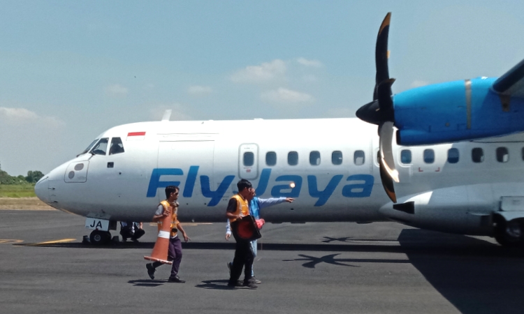Penerbangan Jember Sampai Jakarta