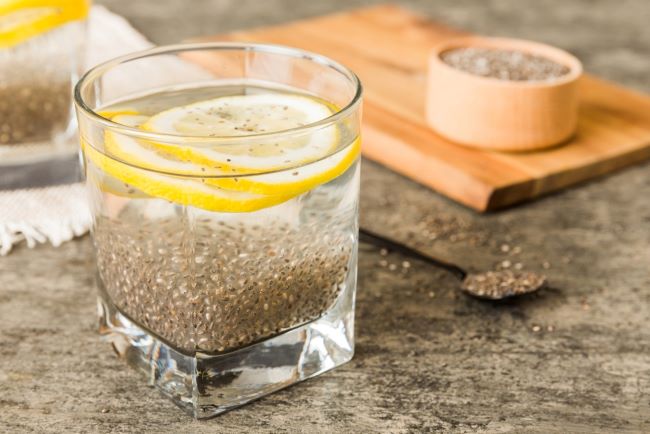 Manfaat Air Lemon dan Chia Seed untuk Kesehatan Tubuh