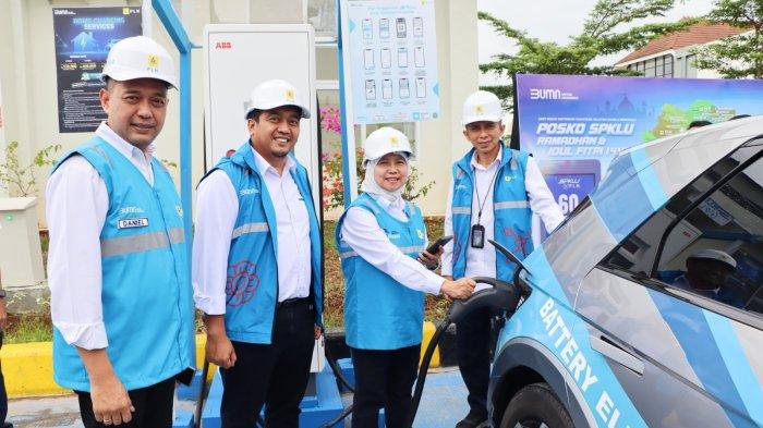 Jelang Idul Adha, Wamen BUMN Pastikan Kesiapan SPKLU PLN Surakarta