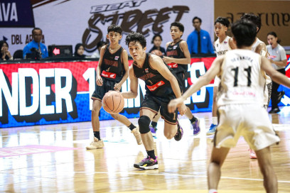 Basket : SMAMDA Menang Perdana di DBL Berkat Dukungan Penuh Suporter
