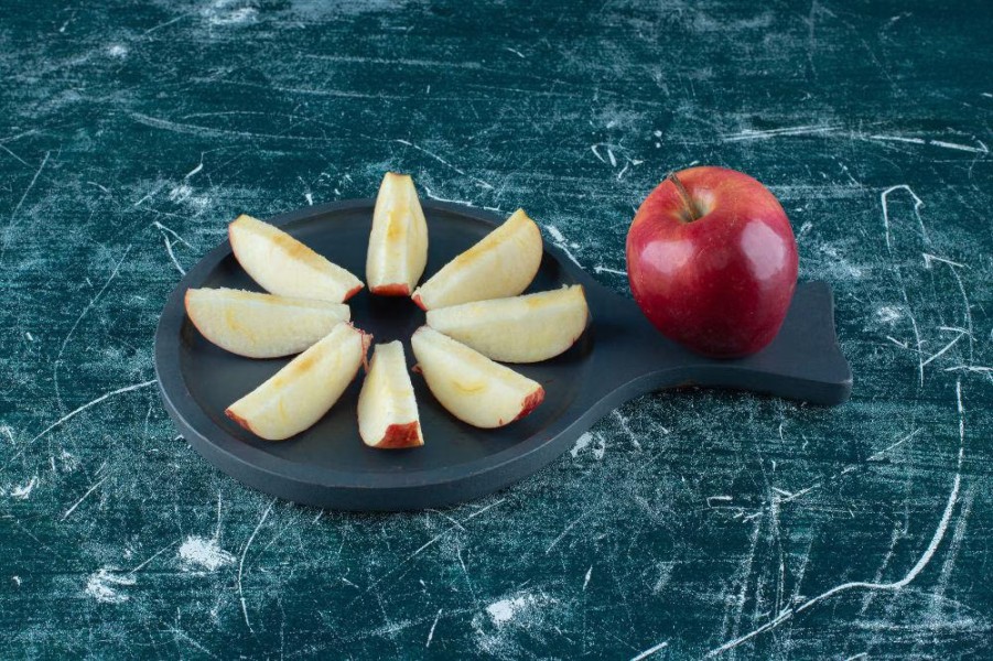 Intip 7 Cara Menyimpan Apel Potong Agar Tetap Cerah dan Segar Lebih Lama