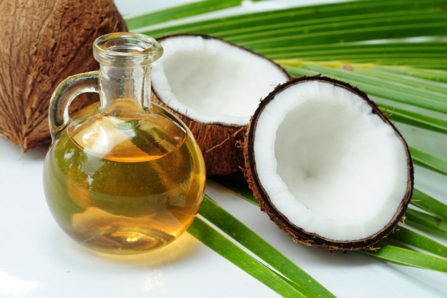 Ragam Manfaat Minyak Kelapa bagi Kesehatan dan Kecantikan