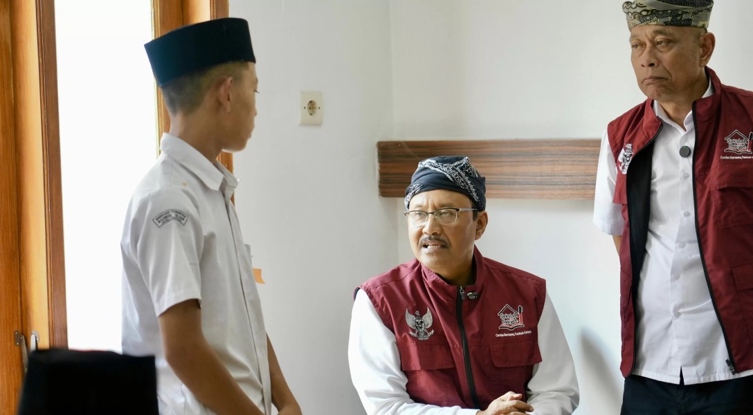 Gus Ipul Apresiasi Sekolah Rakyat Sumedang sebagai Model Pendidikan Mandiri
