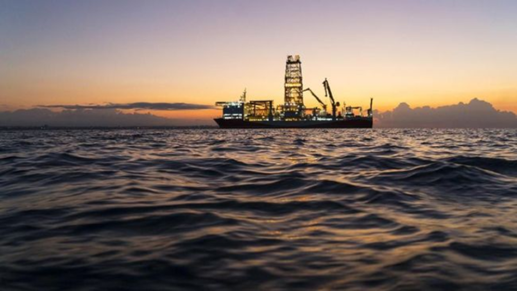 Kenaikan Harga Minyak Global Terus Berlanjut Berkat Sentimen Positif Pasar