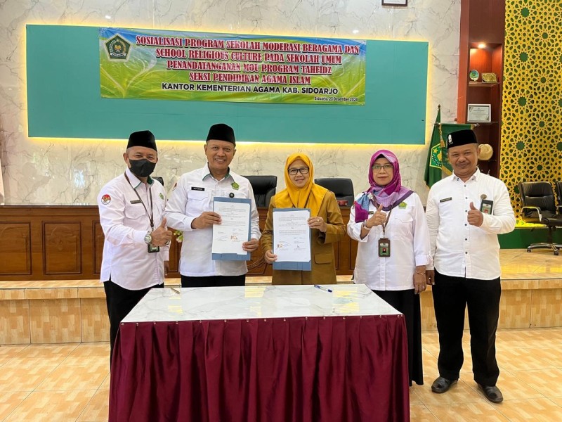 Kemenag Minahasa Perkuat Moderasi Beragama Lewat Safari Ramadhan di Langowan Timur