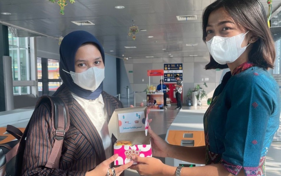 KAI Siap Bagikan Takjil Gratis di Stasiun, Tingkatkan Layanan Menyambut Lebaran 2025