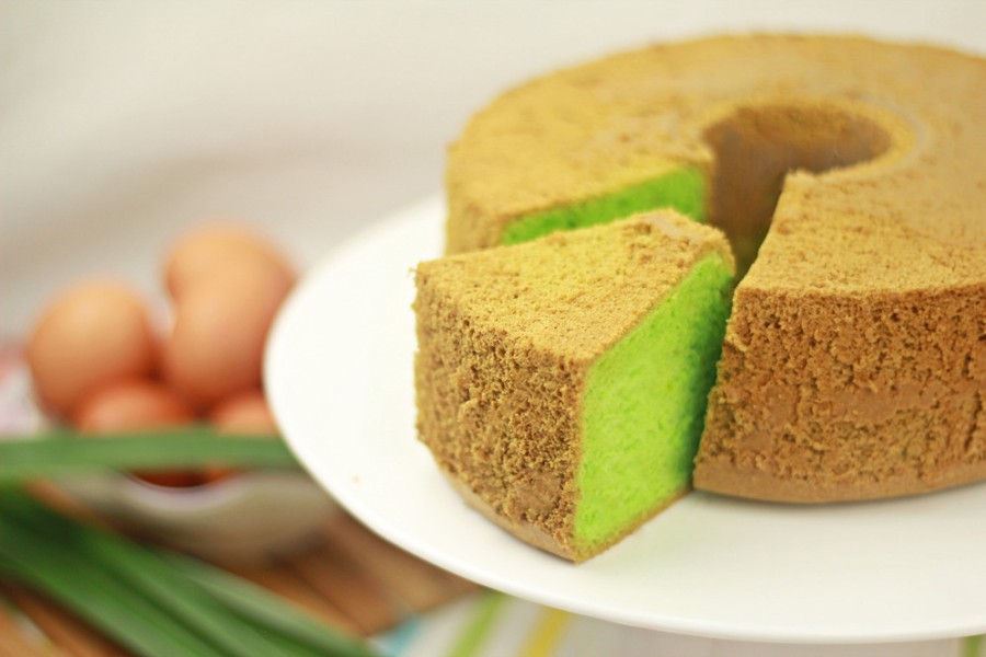 Resep Bolu Pandan Santan 2 Telur, Lembut dan Mudah Dibuat di Rumah