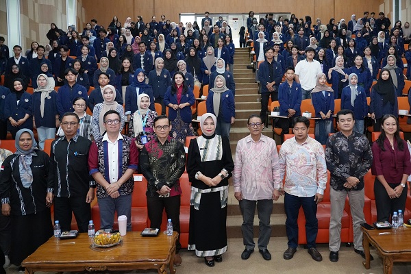 Pendidikan Pilar Kuat Menuju Generasi Emas Indonesia