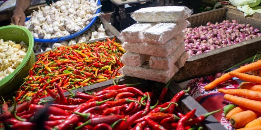 Harga Pangan Nasional: Bawang Merah, Cabai, Daging, dan Beras