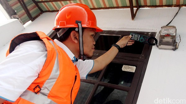 PLN Imbau Warga Waspada Cuaca Ekstrem: Ini Tips Menggunakan Listrik Aman