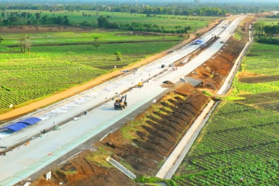 Progres Terkini Proyek Tol Probowangi Paket 4: Pembangunan Jalan Tol dari Besuki ke Banyuwangi Berlanjut dengan Prioritas Pengerjaan Lahan Progres Terkini Proyek Tol Probowangi Paket 4: Pembangunan Jalan Tol dari Besuki ke Banyuwangi Berlanjut dengan Prioritas Pengerjaan Lahan