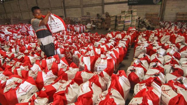 Beragam Program Bansos Siap Cair Maret 2025: Panduan Mendapatkannya