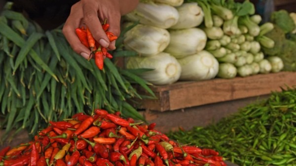 Harga Sembako Jawa Timur 27 Februari 2026: Cabai Dan Bawang Naik, Daging Melandai