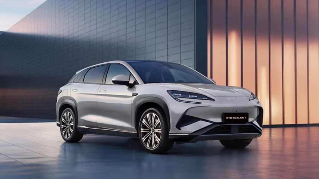 BYD Sealion 7 Hadirkan Performa dan Inovasi Terkini