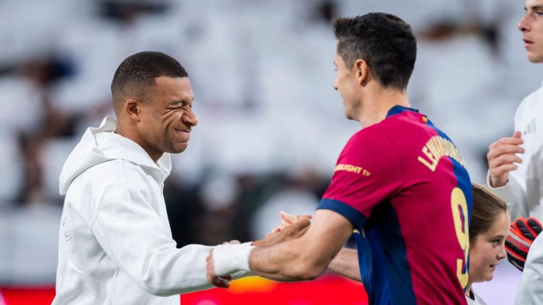 Robert Lewandowski Dominasi Top Skor Liga Spanyol, Saingan Kylian Mbappe
