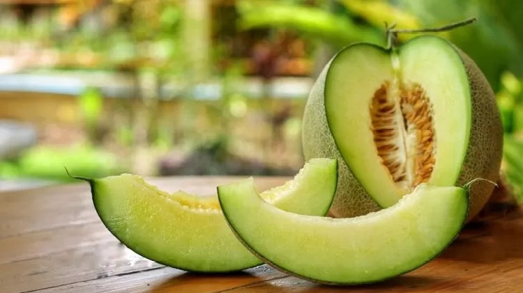 7 Jenis Buah Aman Dikonsumsi Penderita Asam Lambung