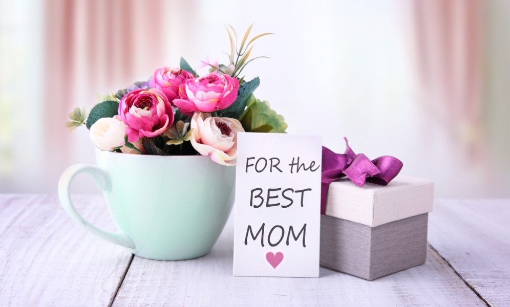 Daftar Lengkap Rekomendasi Kado Ulang Tahun untuk Ibu