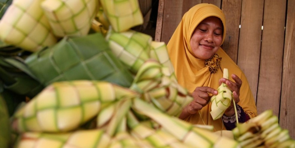 Lebaran Ketupat: Tradisi Jawa yang Penuh Makna dan Kemeriahan Bersama