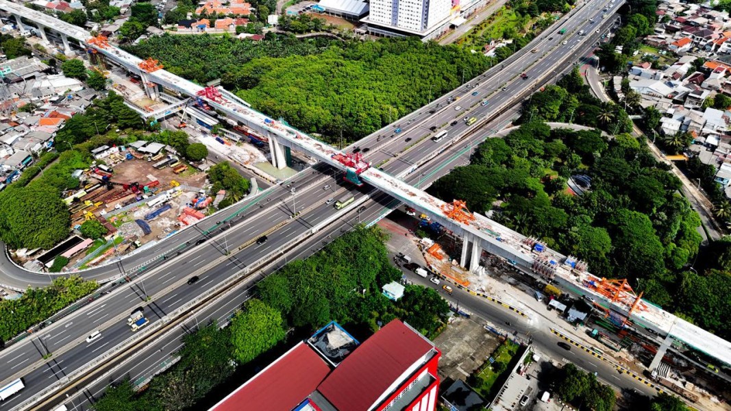 Sambungan Fase 1B LRT Jakarta ke Tol Wiyoto Permudah Mobilitas Warga Ibukota