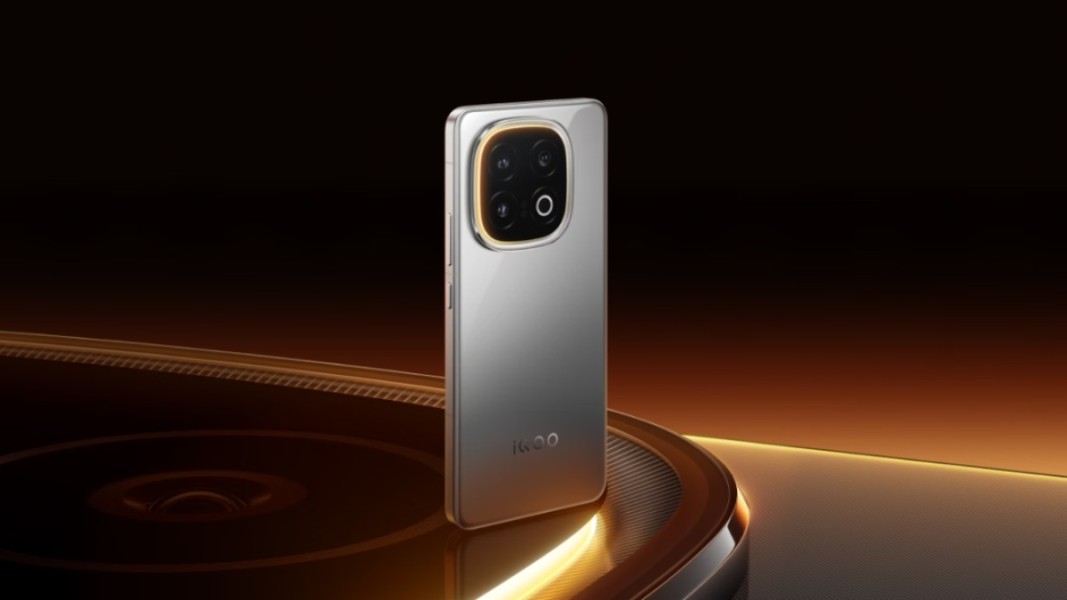 iQOO 15 Siap Jadi Smartphone Premium Dengan Kamera Periskop 50MP