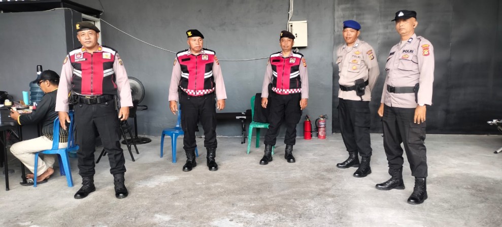 Polres Klungkung Tingkatkan Pengamanan di Gudang Logistik KPU untuk Pemilu Aman