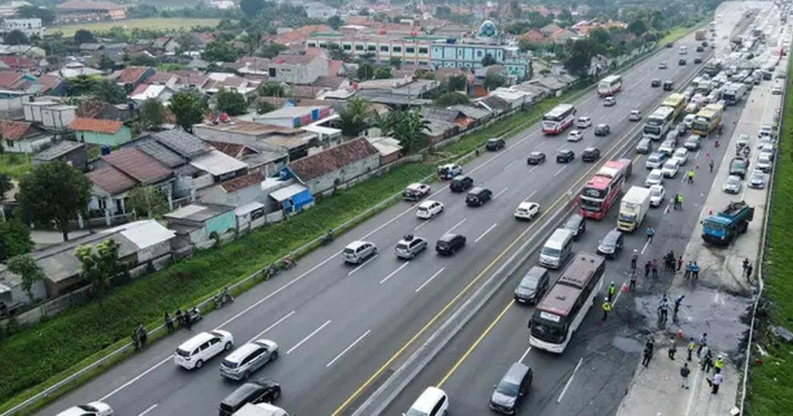 Libur Panjang Natal dan Tahun Baru, Polisi Optimalkan Contraflow di Tol Jakarta