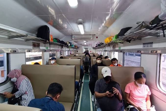 PT Kereta Api Indonesia Daerah Operasi 5 Purwokerto Prioritas Melalui Tarif Reduksi