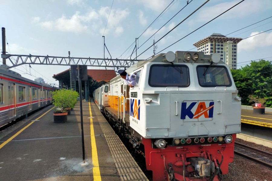 Antisipasi Lonjakan Libur Panjang, KAI Daop 1 Jakarta Operasikan 5 Kereta Tambahan Relasi Favorit
