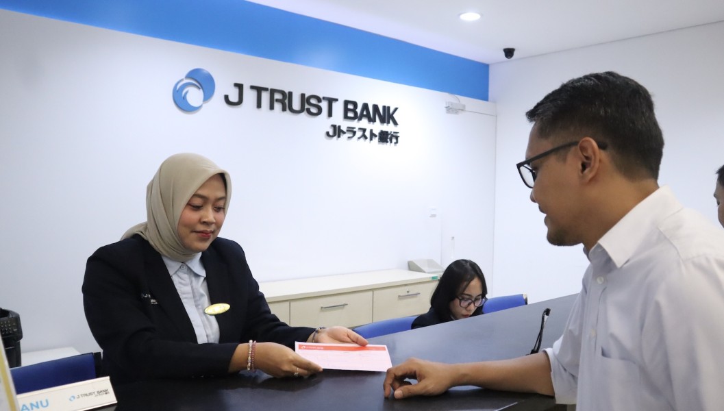 Direksi Bank JTrust Kompak Borong Saham BCIC untuk Investasi